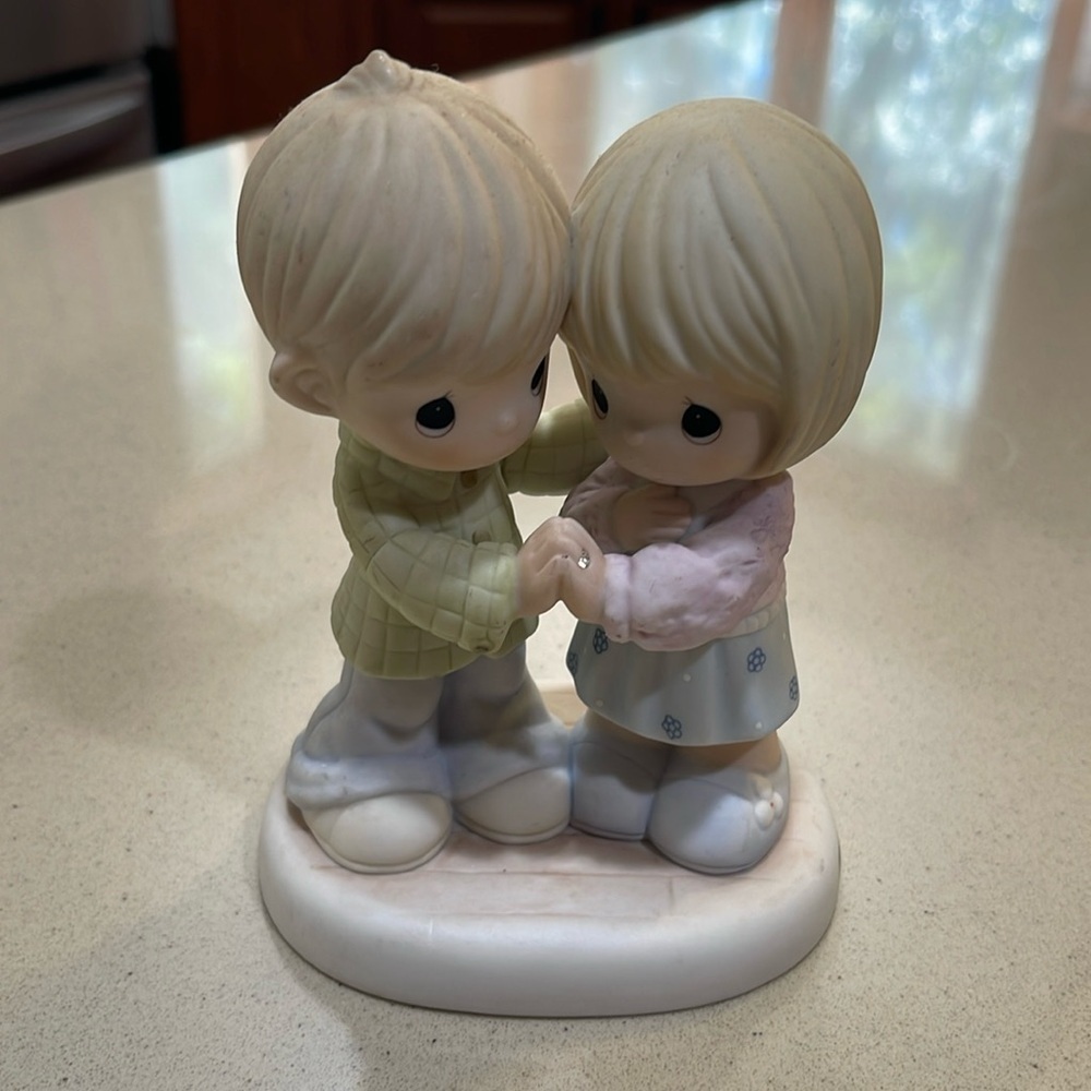Precious Moments I Love Thee Figurine 2006